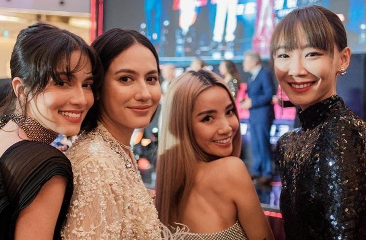 Potret Pevita Pearce di premiere Mission Impossible 7 (Instagram/@pevpearce)