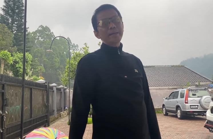Potret villa yang diklaim punya Mayang dan Doddy Sudrajat (YouTube/Lolly Unyu Official)