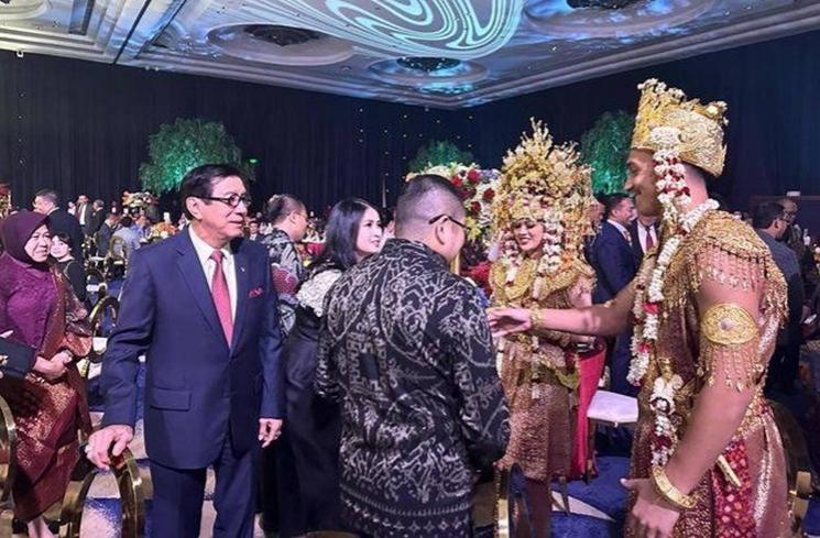 Potret Pernikahan Cucu Megawati Soekarnoputri (Instagram/yasonna.laoly)