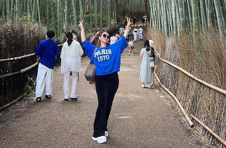 Potret liburan Zaskia Gotik di Jepang (Instagram/@zaskia_gotix)