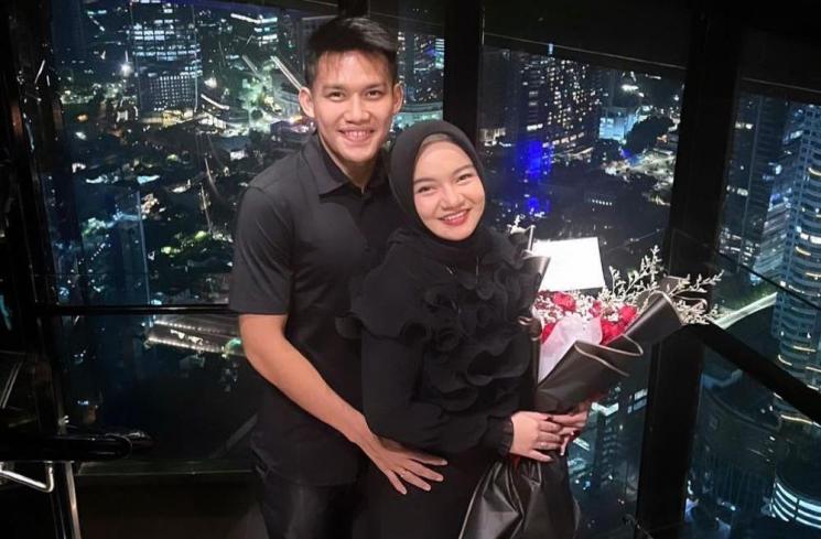Potret Romantis Pemain Timnas Indonesia dan Pasangannya. (Instagram/@witansulaiman_) 
