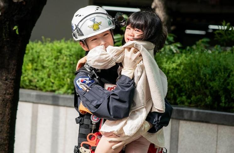 9 Adu Peran Pemain Drama The First Responders Season 2: Ada Kim Rae Won