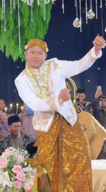 Potret Akad Nikah Denny Caknan dan Bella Bonita.