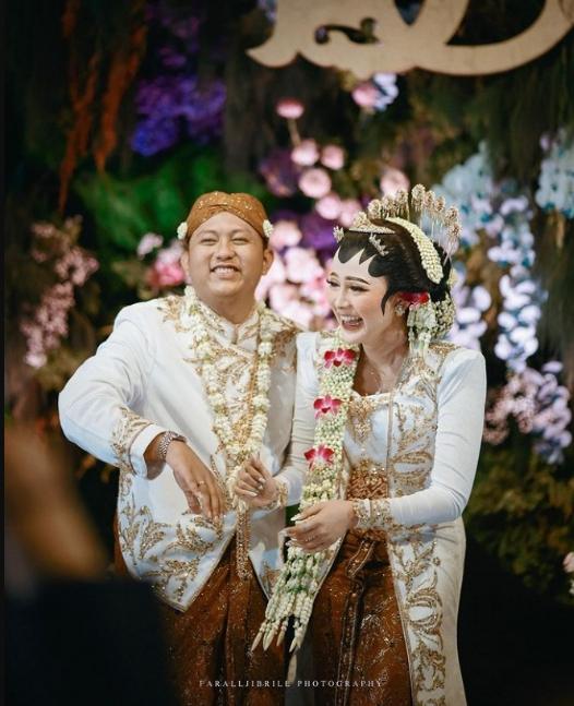 Potret Akad Nikah Denny Caknan dan Bella Bonita.
