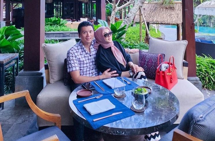 Potret Liburan Keluarga Syahrini di Bali (Instagram/@princessyahrini)