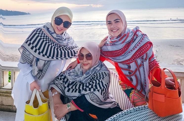 Potret Liburan Keluarga Syahrini di Bali (Instagram/@princessyahrini)