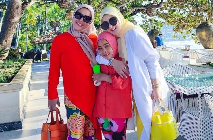 Potret Liburan Keluarga Syahrini di Bali (Instagram/@princessyahrini)