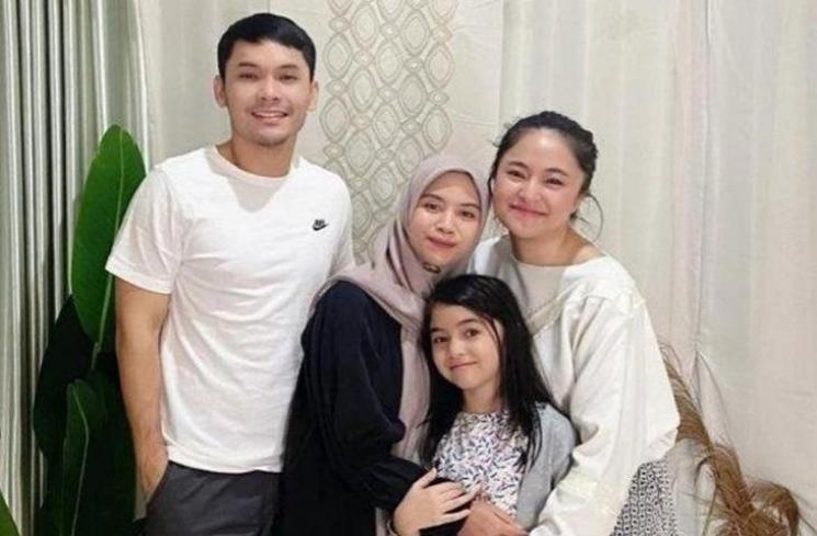 Mantan Pasangan Artis Rayakan Ultah Anak. (Instagram/siennakasyafani)