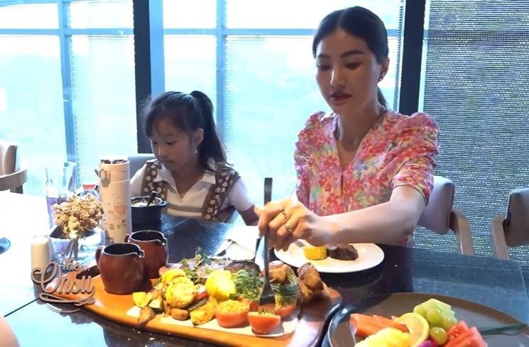 Artis Hobi Bikin Konten Makan (YouTube The Onsu Family)