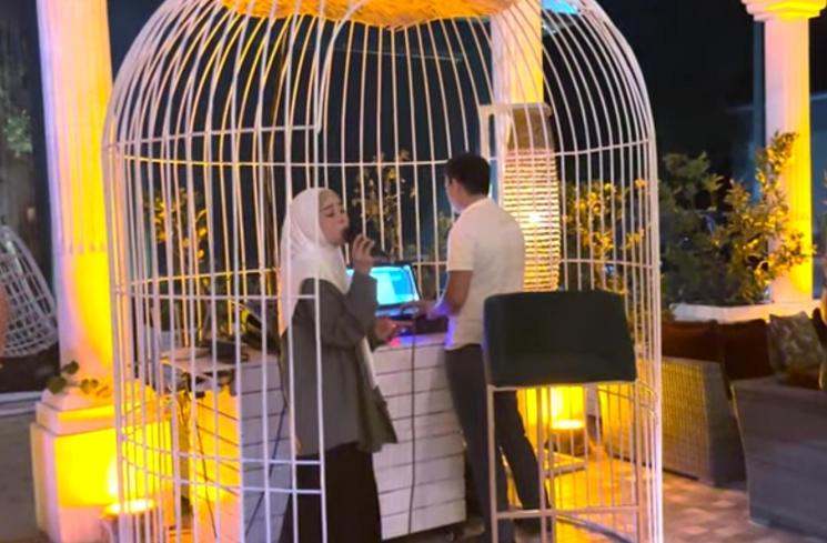 Potret Ulang Tahun ke-28 Rizky Billar (YouTube/Leslar Entertainment)