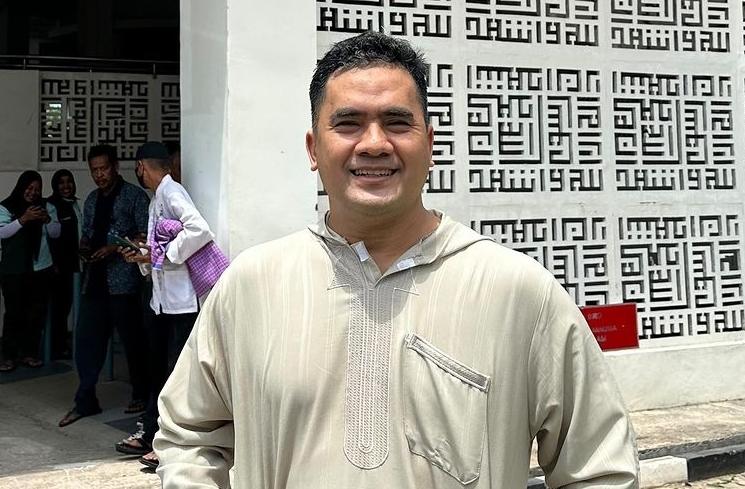 Artis Berseteru dengan Dewi Perssik (Instagram/@saipuljamilreal)