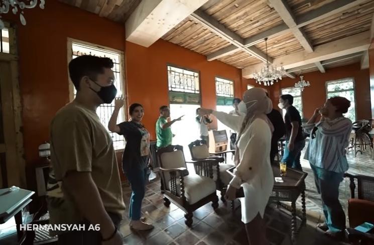 Potret Vila Mewah Ahmad Dhani di Puncak (YouTube/The Hermansyah A6)