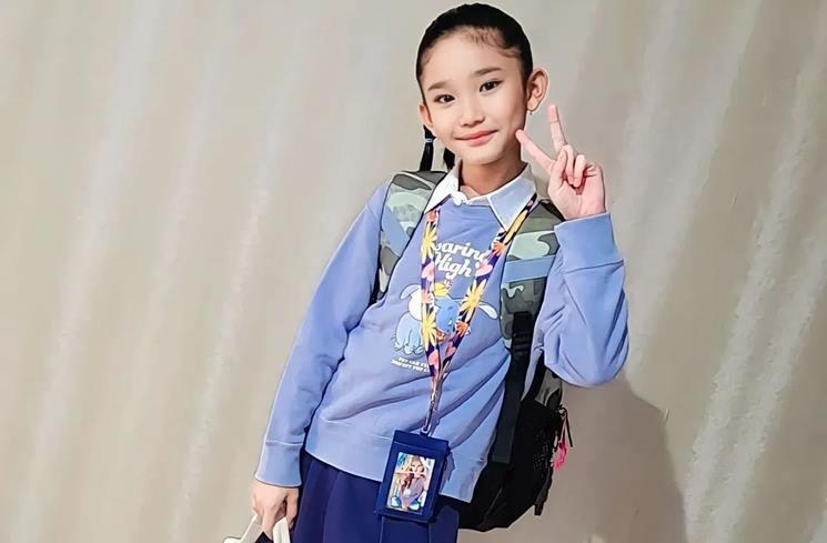 Potret Bilqis anak Ayu Ting Ting berangkat sekolah. (Instagram/@ayutingting92)