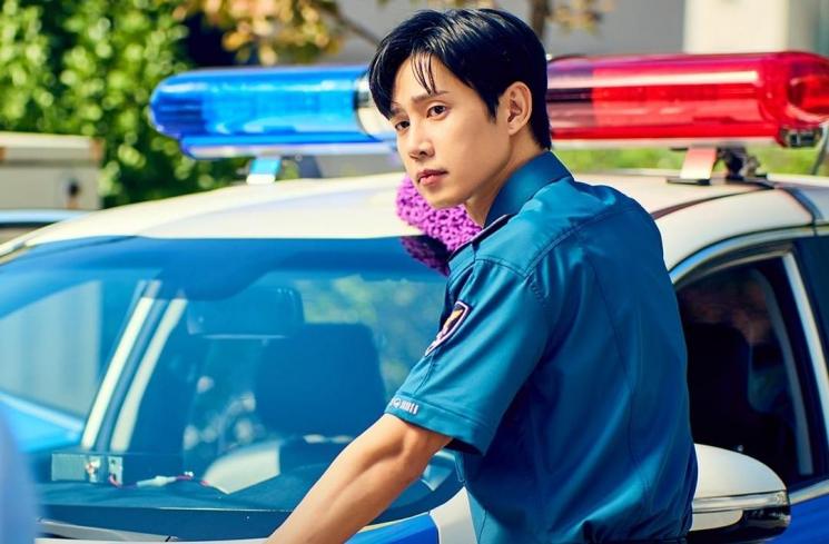Potret Park Sung Hoon di Not Others (Instagram/@channel.ena.d)