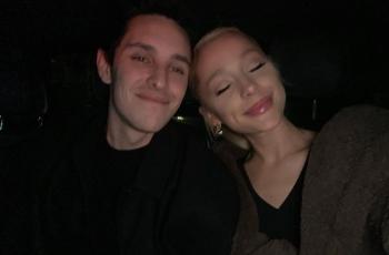 Biodata Lengkap Ariana Grande, Dikabarkan Bercerai dengan Dalton Gomez