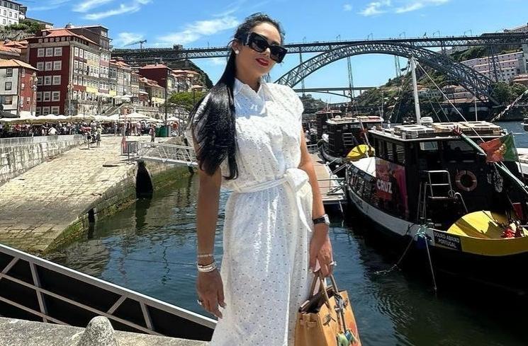 Potret Kris Dayanti liburan (Instagram/krisdayantilemos)