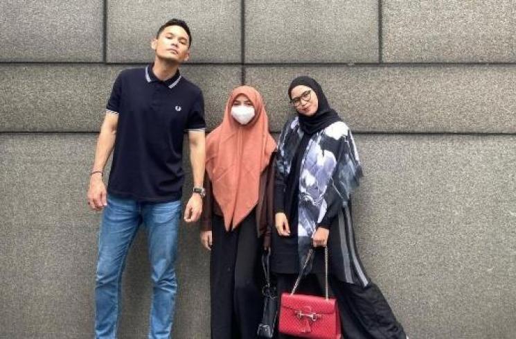 Potret Sienna Anak Marshanda Berhijab. (Instagram/benkasyafani)