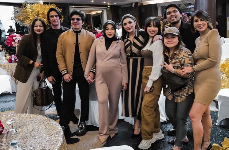 Aurel Hermansyah di acara ultah Rizky Billar. (Instagram/@attahalilintar)