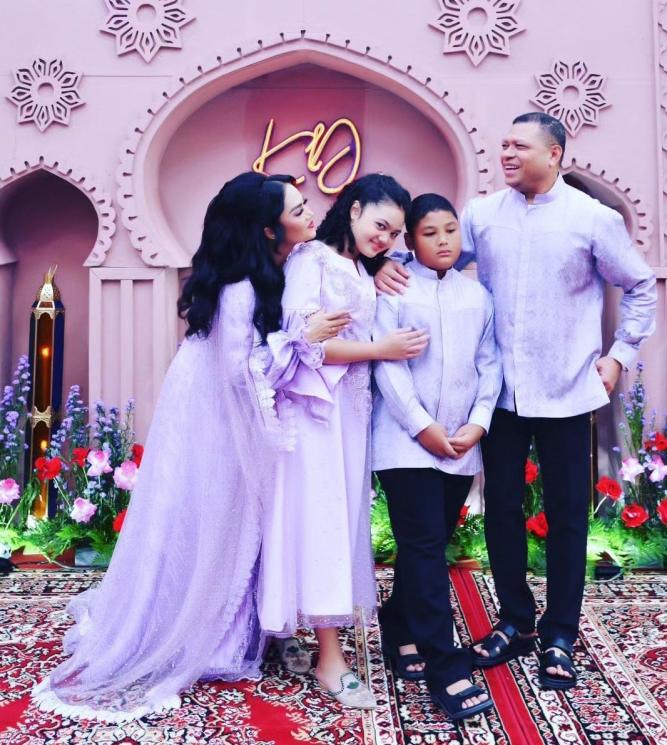 Fakta Menarik Kris Dayanti (Instagram/@krisdayantilemos) 