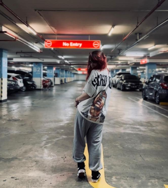 Potret Terbaru Anne Putri(Instagram/@anneofficial1990) 