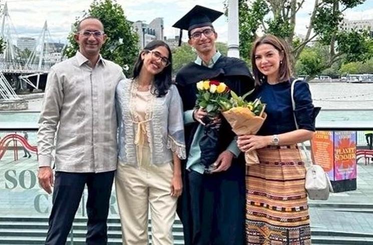 Potret Najwa Shihab hadiri wisuda anak di London (Instagram/@najwashihab)