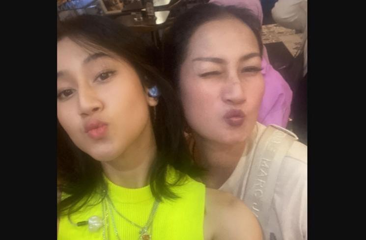 Potret Kebersamaan Keisya Levronka dan Ibu (instagram/@levihavron)