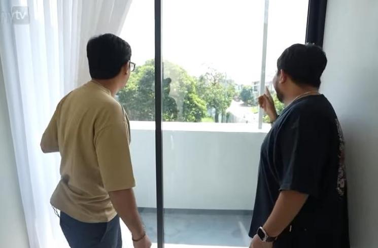 Potret Rumah Rigen Rakelna. (YouTube/Taulany TV)