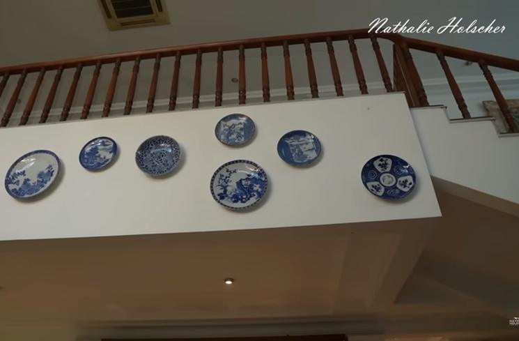Rumah Mewah Desiree Tarigan Ibunda Bams Eks Samsons (YouTube/NATHALIE HOLSCHER)