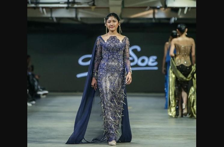 Potret Erina Gudono Tampil di Catwalk JF3 Fashion Festival (instagram/@jf3_fashionfest)