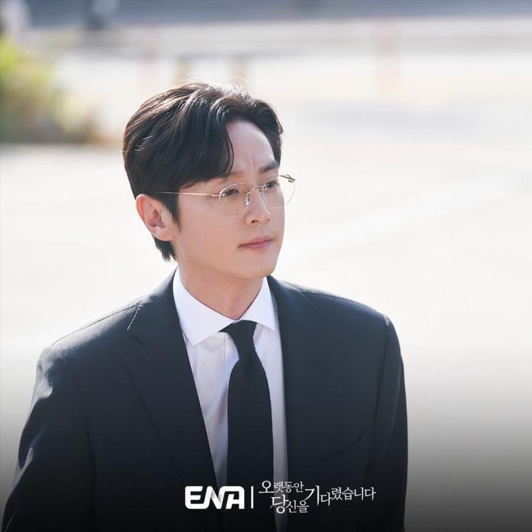 Potret Kwon Yool di Longing for You (Instagram/@channel.ena.d)