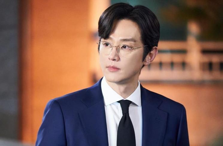 Potret Kwon Yool di Longing for You (Instagram/@channel.ena.d)