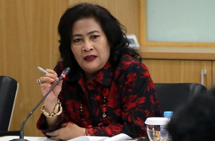 Profil dan Biodata Lengkap Cinta Mega (dprd-dkijakartaprov.go.id)