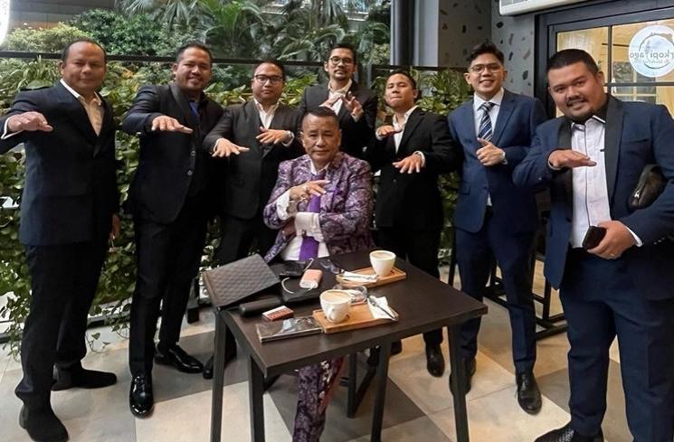 Sumber Kekayaan Hotman Paris (Instagram/@hotmanparisofficial)