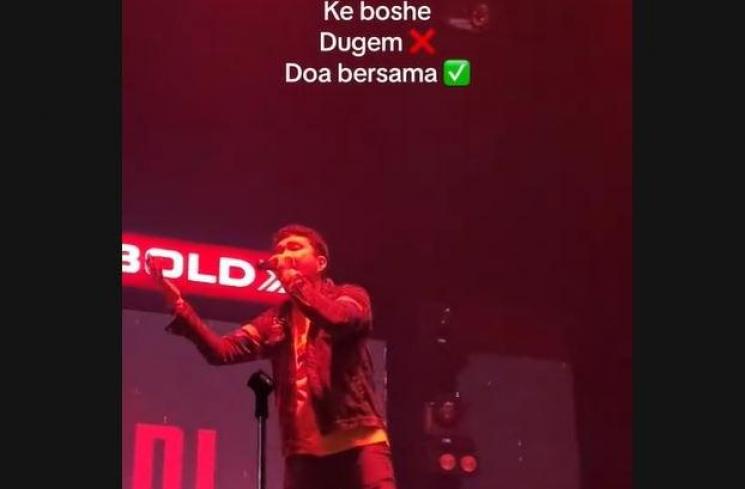 Viral Aldi Taher memimpin doa di klub malam. (TikTok/ anayracyra_)