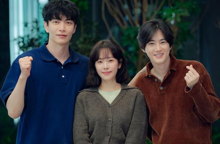 Potret Suho EXO di Behind Your Touch (Instagram/@jtbcdrama)