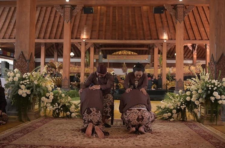 Potret Ruwatan 2 Anak Lelaki Soimah (Instagram/@showimah)