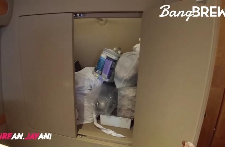 Potret Mobil Baru Dewi Perssik (YouTube Bang Brew TV)