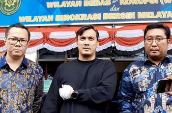 Rendy Kjaernett Jalani Mediasi Tangan Diperban, Syahnaz Lagi Makan Mie Goreng: Si Mulia Enak-enak Aja Hidupnya