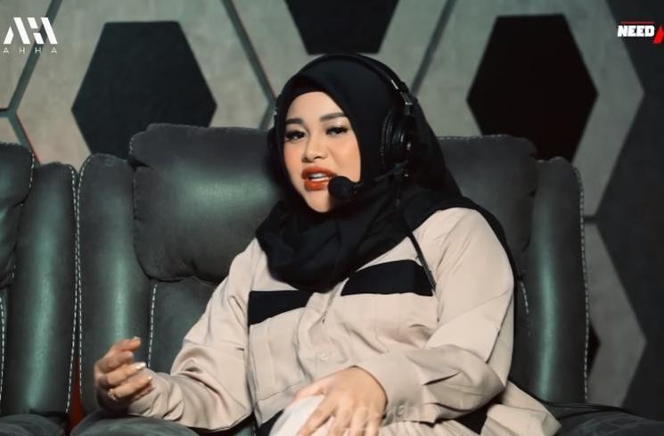 Poin Pernyataan Amora Lemos yang Bikin Terenyuh (YouTube Need A Talk)