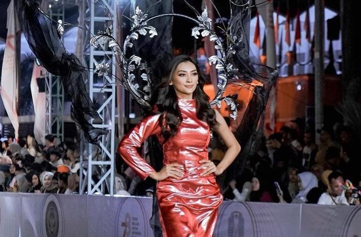 Potret seleb di Jember Fashion Carnaval 2023 (Instagram/@ourputeris)