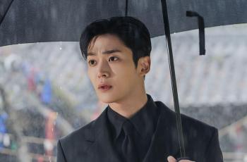 8 Potret Rowoon SF9 di Destined With You, Siap Jadi Pengacara yang Ganteng dan Populer