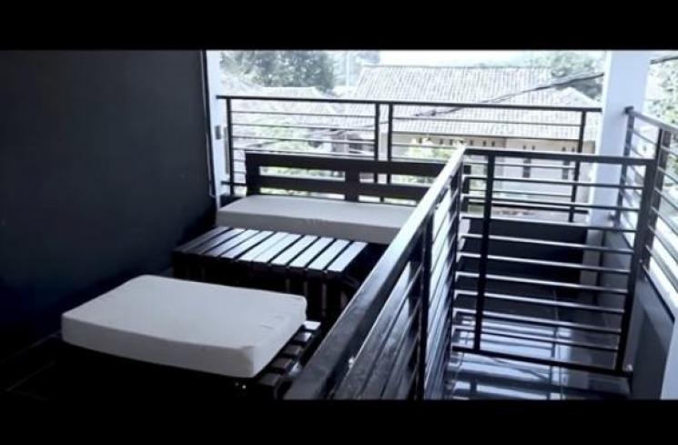 Rumah Panji Petualang Sebelum dan Sesudah Terkenal. (YouTube//Panji Petualang)