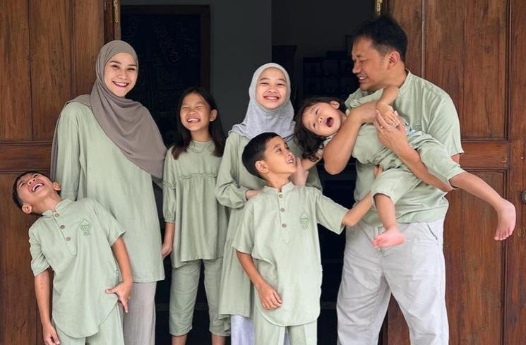 Anak Artis Putuskan Berhijab (Instagram/zaskiadyamecca)