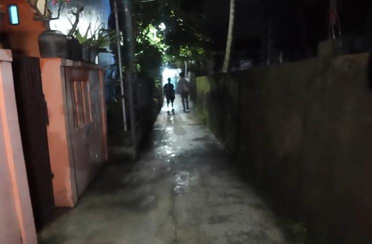 Potret Hunian Baru Cimoy Montok (YouTube/Tri Atika)