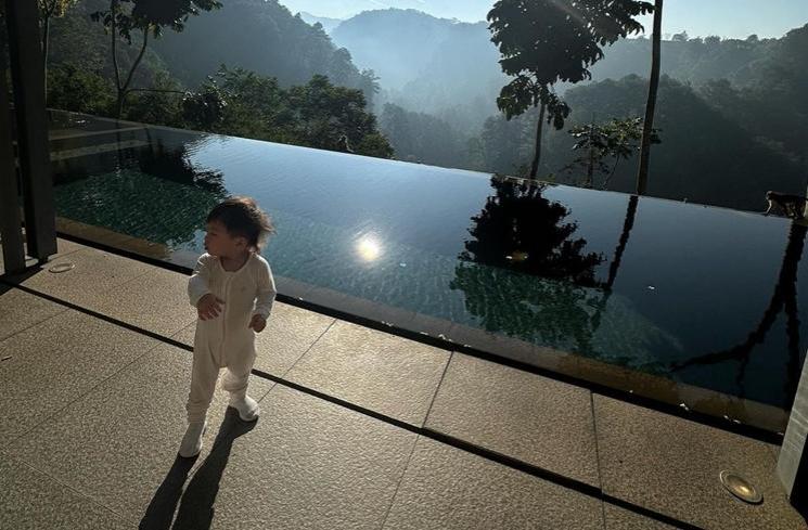 Momen Nikita Willy liburan di Lembang (Instagram/@nikitawillyofficial94)