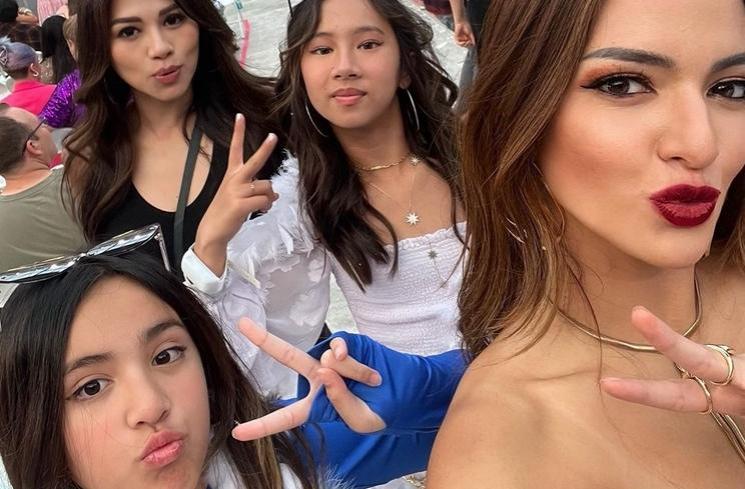 Potret Nia Ramadhani nonton konser Taylor Swift di LA (Instagram/@ramadhaniabakrie)