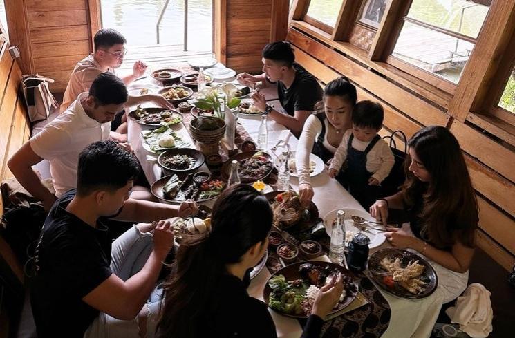 Momen Nikita Willy liburan di Lembang (Instagram/@nikitawillyofficial94)