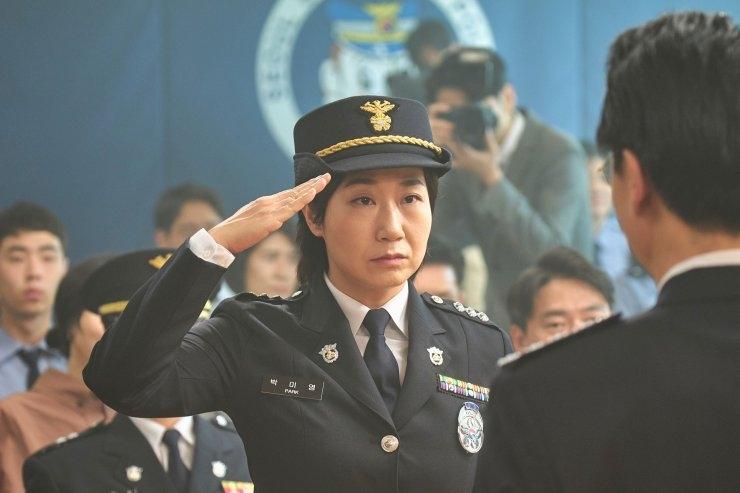 Sinopsis Miss and Mrs. Cops (Hancinema)