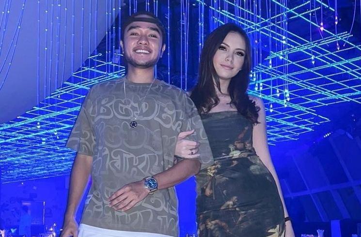 Potret Terbaru Abash Mantan Pacar Lucinta Luna (instagram/@ashgreyz)