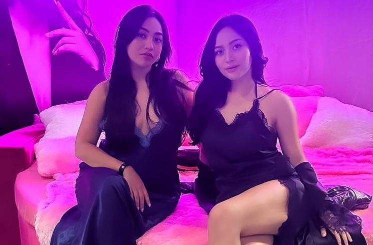 Gaya Artis di Pesta Ulang Tahun Erika Carlina (instagram/@rachelvennya)